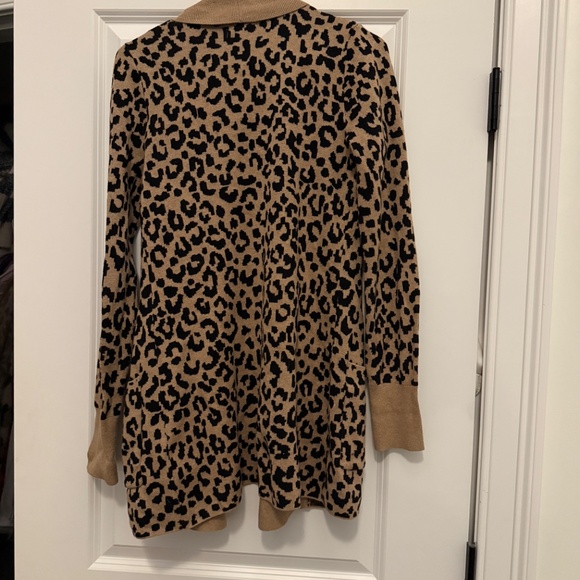 Cardigan - Picture 2 of 3